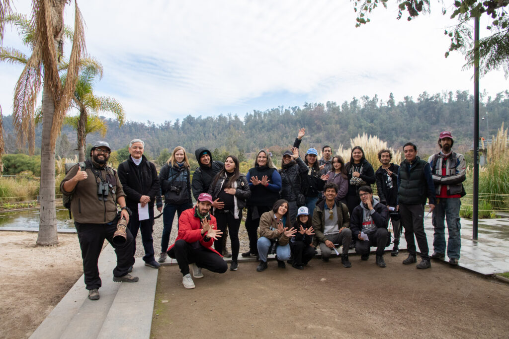 Foto grupal en Parque Bicentenario de Vitacura